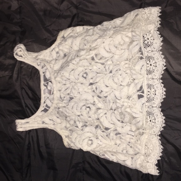 Xhilaration Tops - NWOT CROP TOP free with 4+ bundle